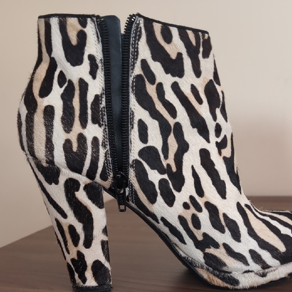 Aldo Calf Hair Leather Leopard Print Ankle Boots Size 9 - Picture 3 of 11